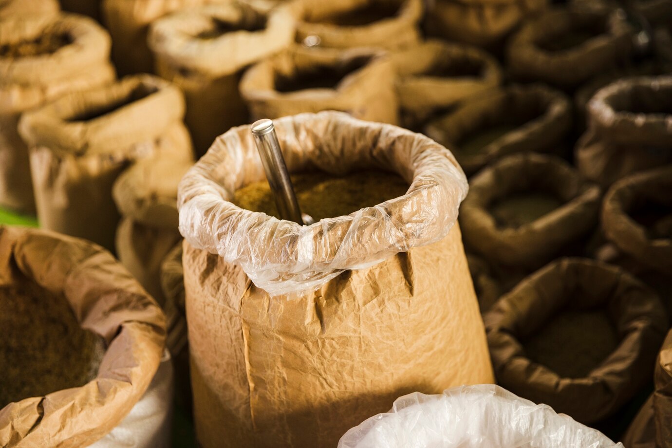 Efficient packaging helps the food industry: Food Valve paper bag automatic packaging machine leads advanced technology